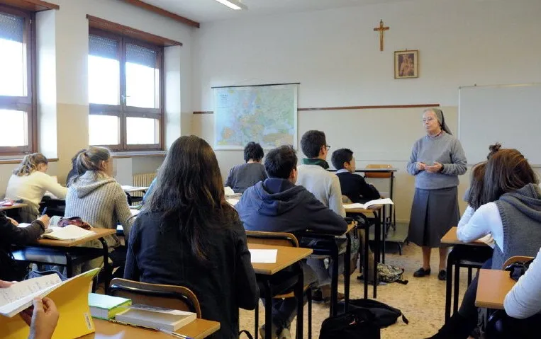  20 milioni e 1.500 euro per famiglia nel 2027 per le scuole paritarie previsti nella legge di bilancio