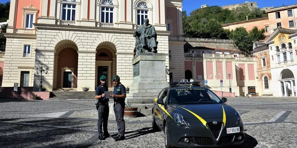 Indagini a tappeto sulla Carta del Docente: Svelate frodi e sanzioni in tutta Italia