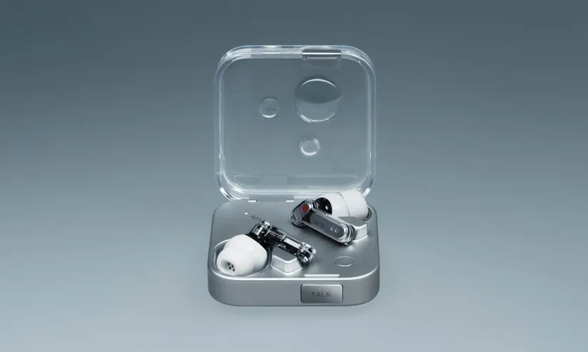 Nothing Ear (3): Nuova Frontiera delle Chiamate e Cancella Rumore con Super Mic nella Custodia