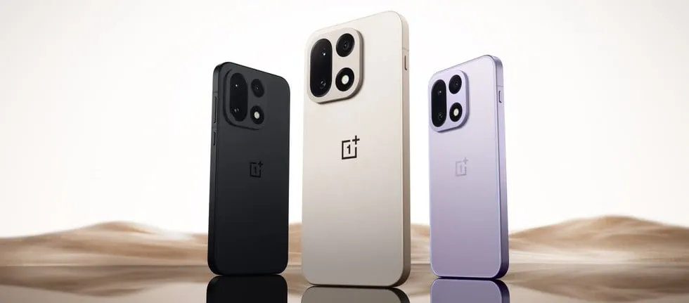 OnePlus 15 ufficiale in Cina: il nuovo flagship con batteria maggiorata, Snapdragon 8 Gen 5 e prezzo in crescita