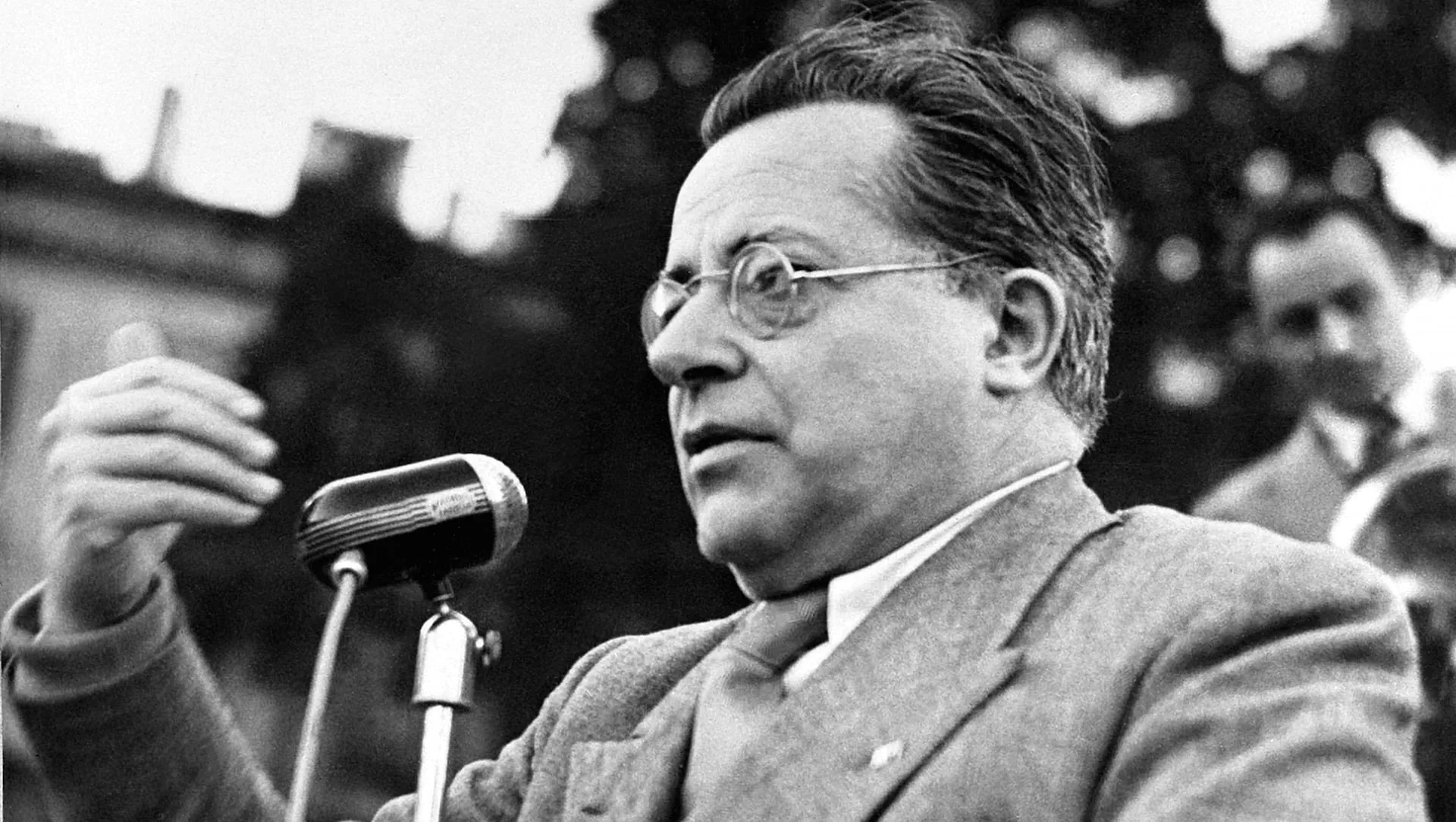 Nilde Iotti e Palmiro Togliatti: Una storia d'amore oltre il conformismo politico