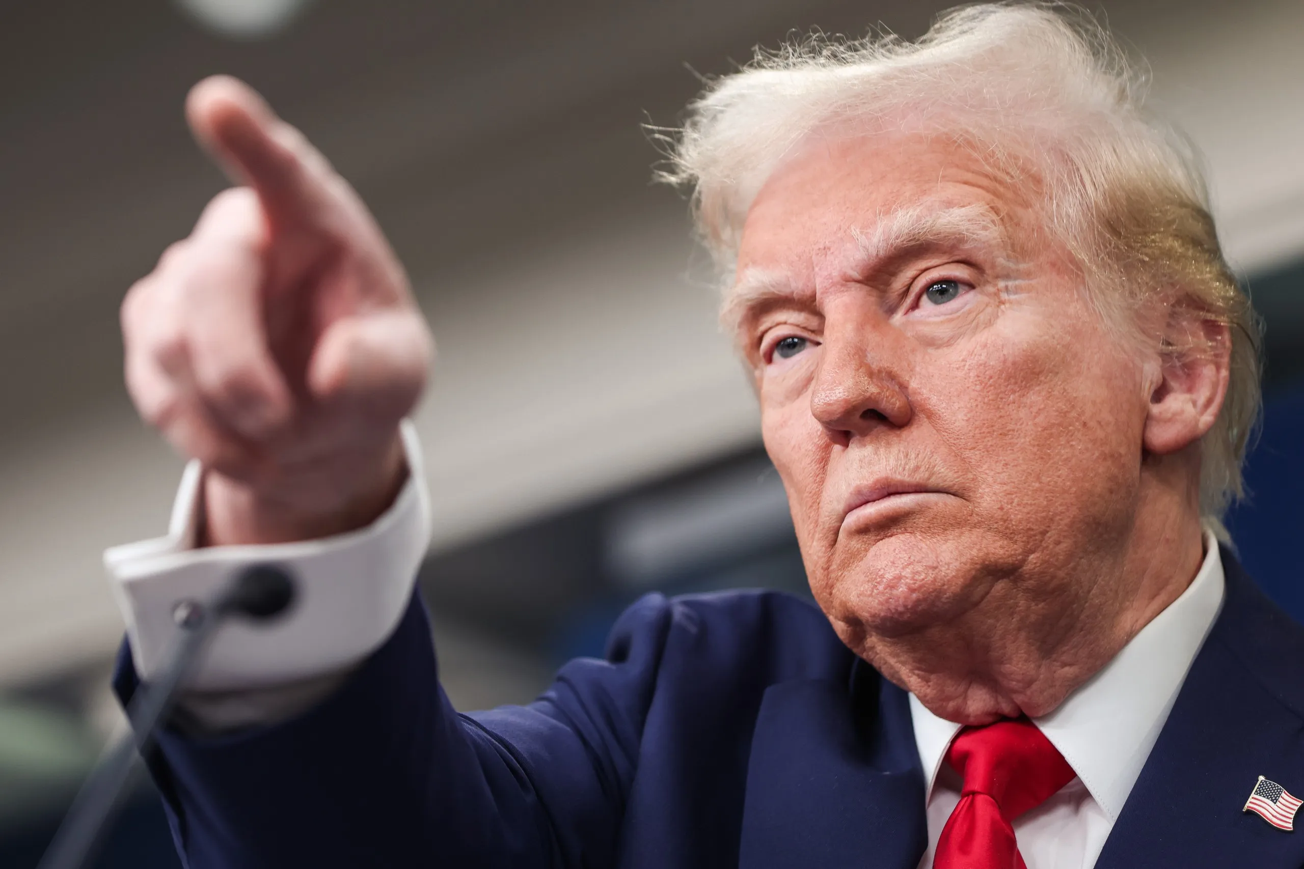 Trump rivede la sua posizione: incontro costruttivo con il CEO di Intel Lip-Bu Tan apre nuovi scenari per i chip USA