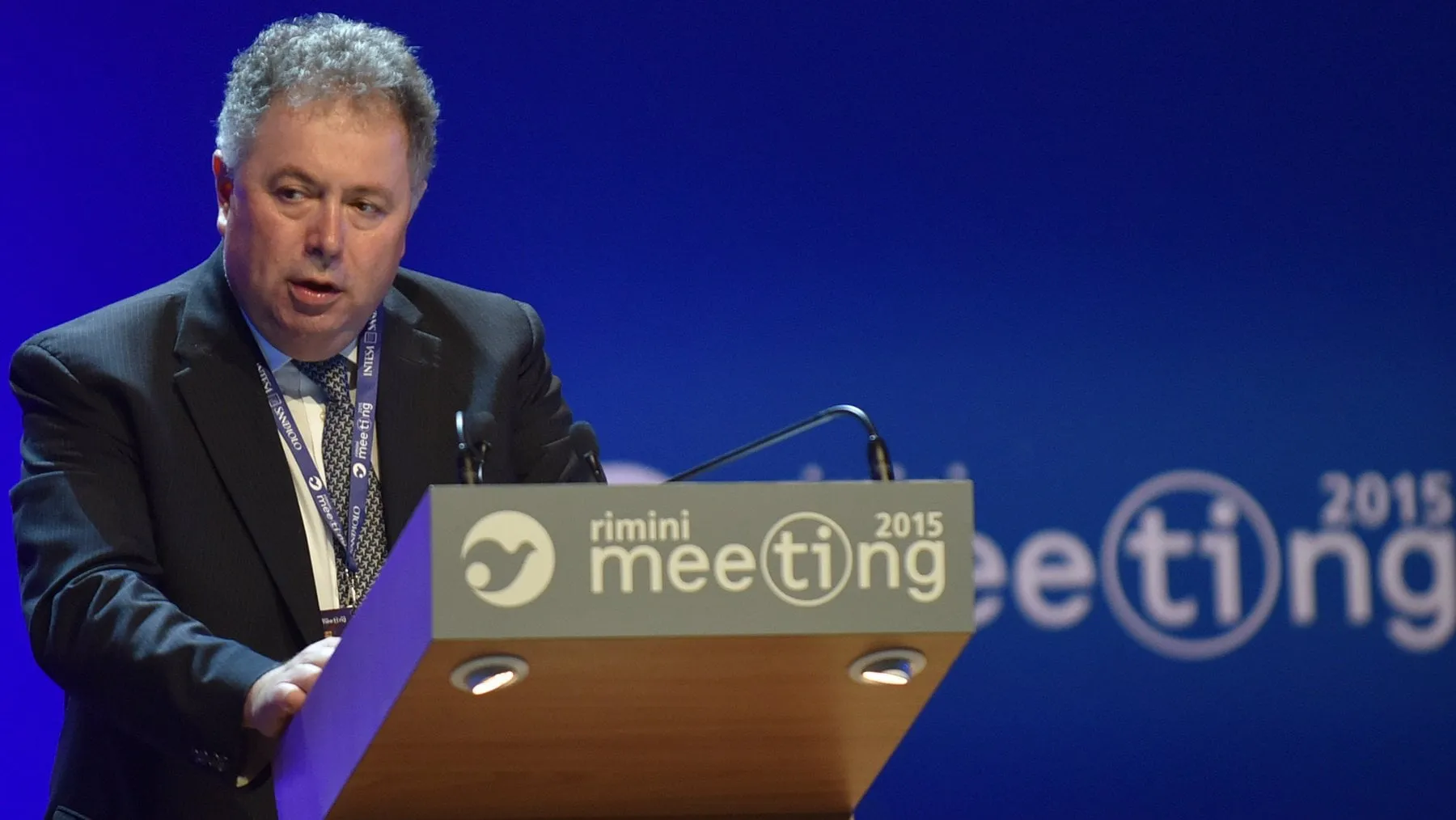 Giorgio Vittadini: Necessità di Riscrivere i Trattati Europei per Superare il Neoliberismo
