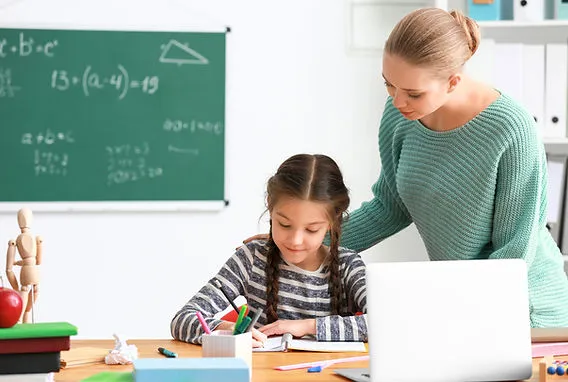 Riconferma degli insegnanti di sostegno: la norma vale solo per il 2025/26 e riguarda 45.800 docenti