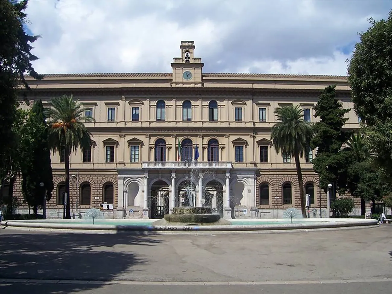 Polemica all’Università di Bari: Le dichiarazioni della docente su Medicina tra esclusione, discriminazione e dibattito nazionale