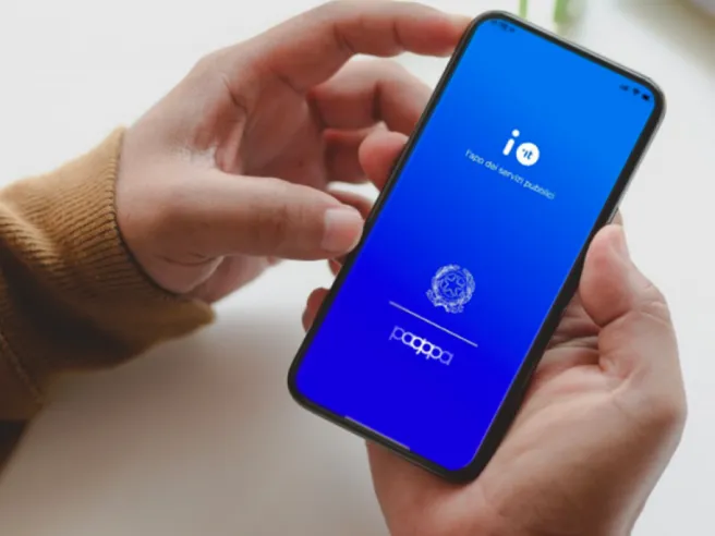 Unica e App IO: Come Digitalizzare Notifiche e Pagamenti per Famiglie e Scuola