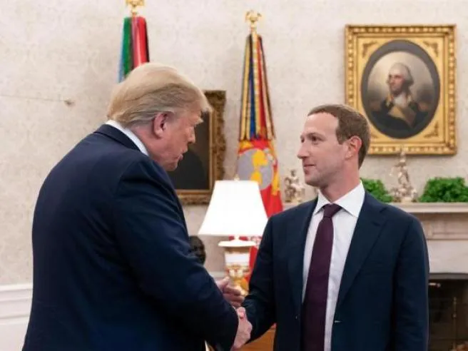 Alla Casa Bianca Trump Sdrammatizza con Zuckerberg: 'Inizia la Tua Carriera Politica'. Un Episodio Tra Ironia e Riflessioni Sulla Libertà di Parola