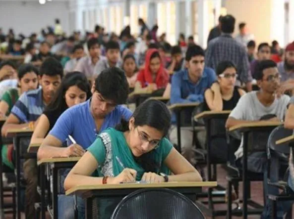 Scandalo delle Ammissioni alle Scuole di Medicina in India: Indagine, Frodi e le Recenti Riforme del Governo