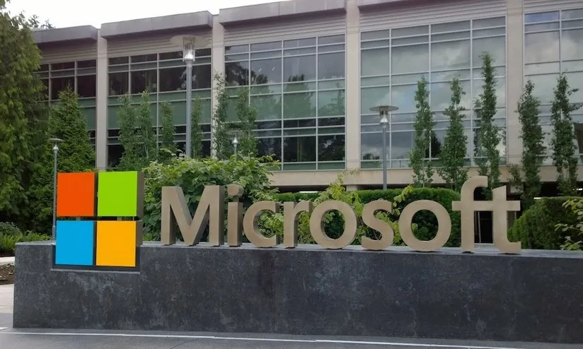 Microsoft e la sorveglianza delle telefonate palestinesi: proteste interne e impatto etico del cloud militare