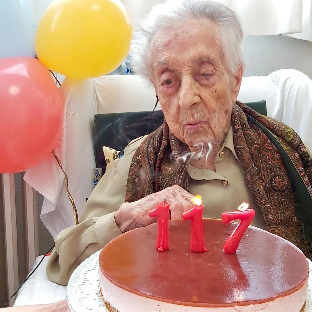 Svelati i Segreti della Longevità: Nel Genoma di Maria Branyas, la 117enne Più Longeva del Mondo