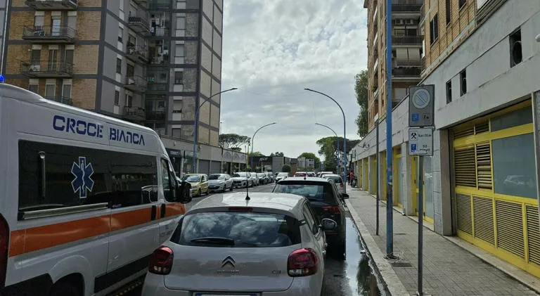 La tragedia di Latina: riflessioni sulla morte dell’alunna 17enne e il dramma delle bocciature scolastiche