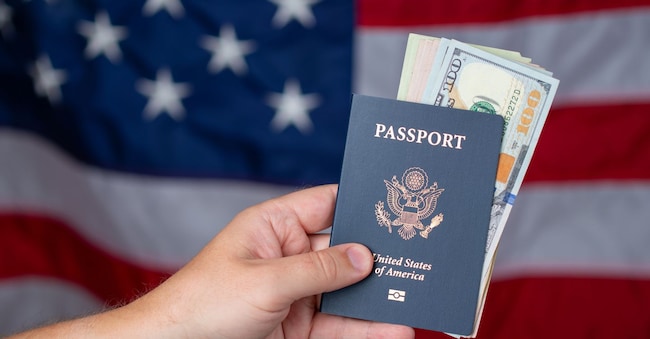 Revoca dei Visti per Studenti: Un'Analisi Sulla Politica di Deportazione di Trump