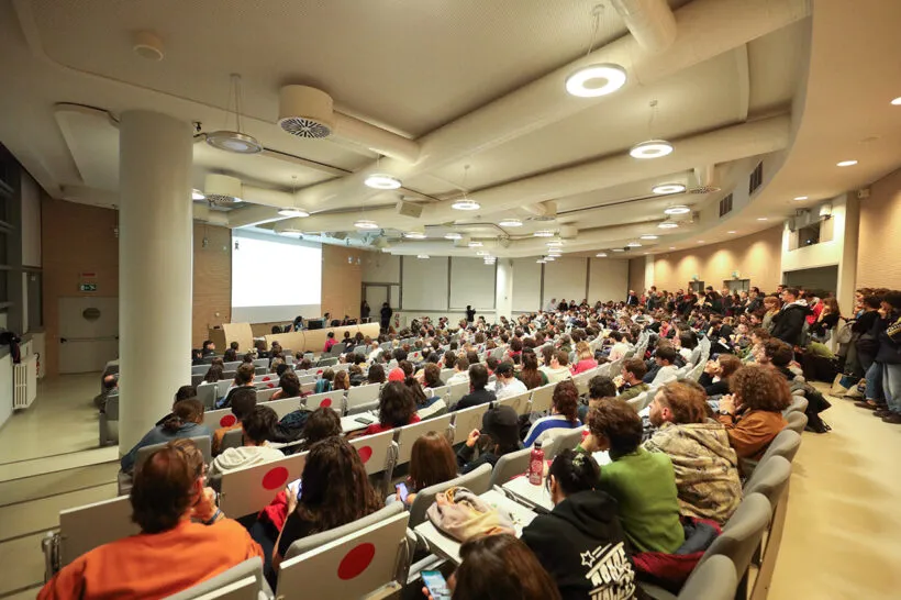 Esoneri per Scienze della Formazione Primaria: Definito il Contingente per le Funzioni Tutoriali nell’Anno Accademico 2025/2026