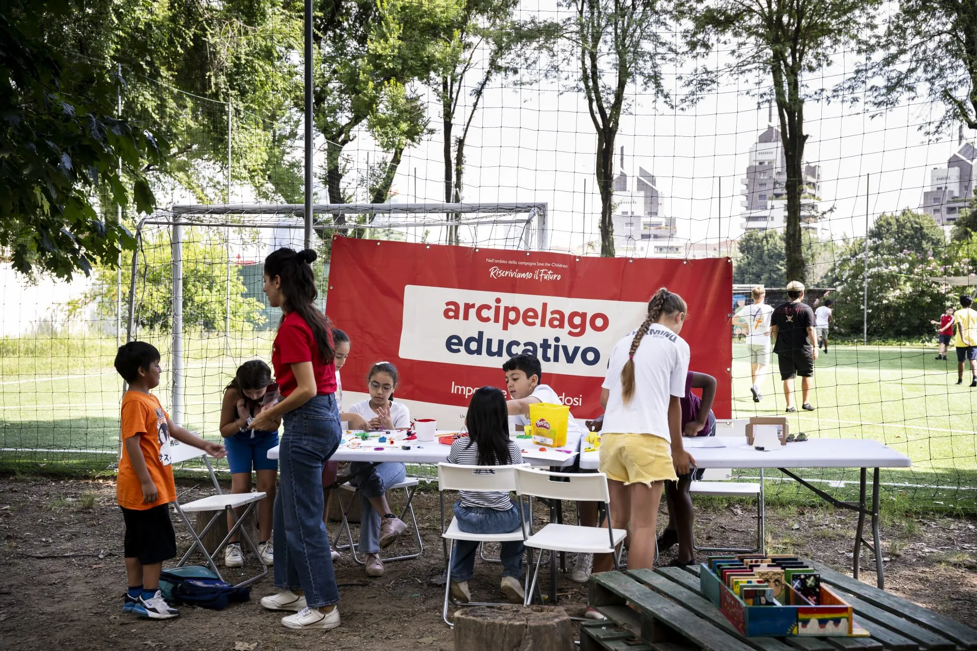 Scuola d'estate: l'innovazione educativa del progetto Arcipelago Educativo in Italia migliora le competenze di italiano e matematica negli alunni BES