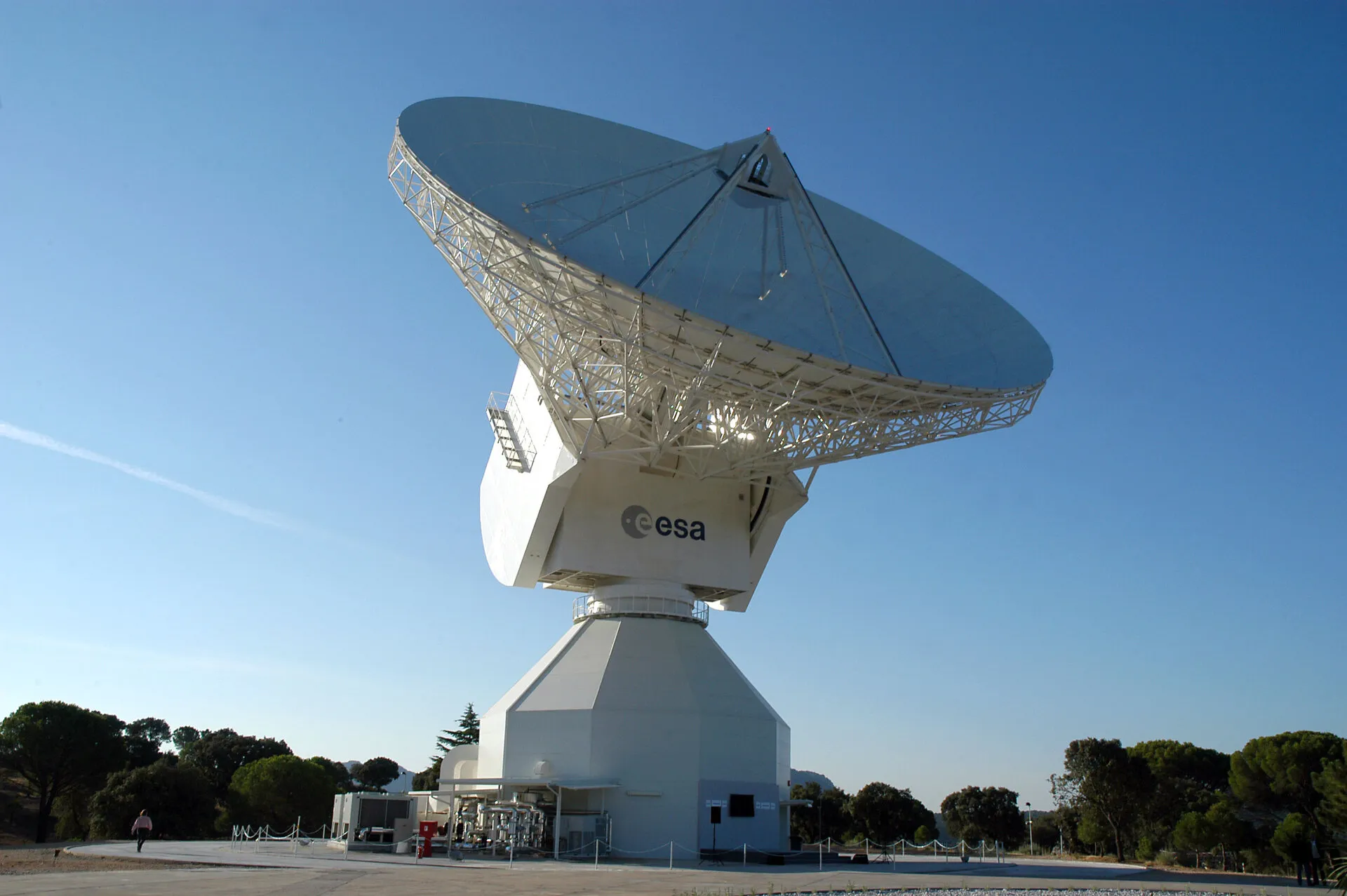 Nuova Antenna Europea per le Comunicazioni nello Spazio Profondo: Un Avamposto Strategico in Australia