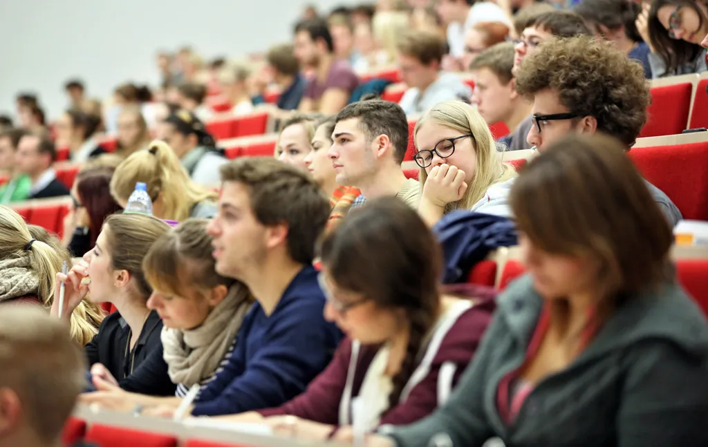 Paesi Bassi: Limiti agli Studenti Internazionali e il Rischio di una Perdita da 5 Miliardi di Euro