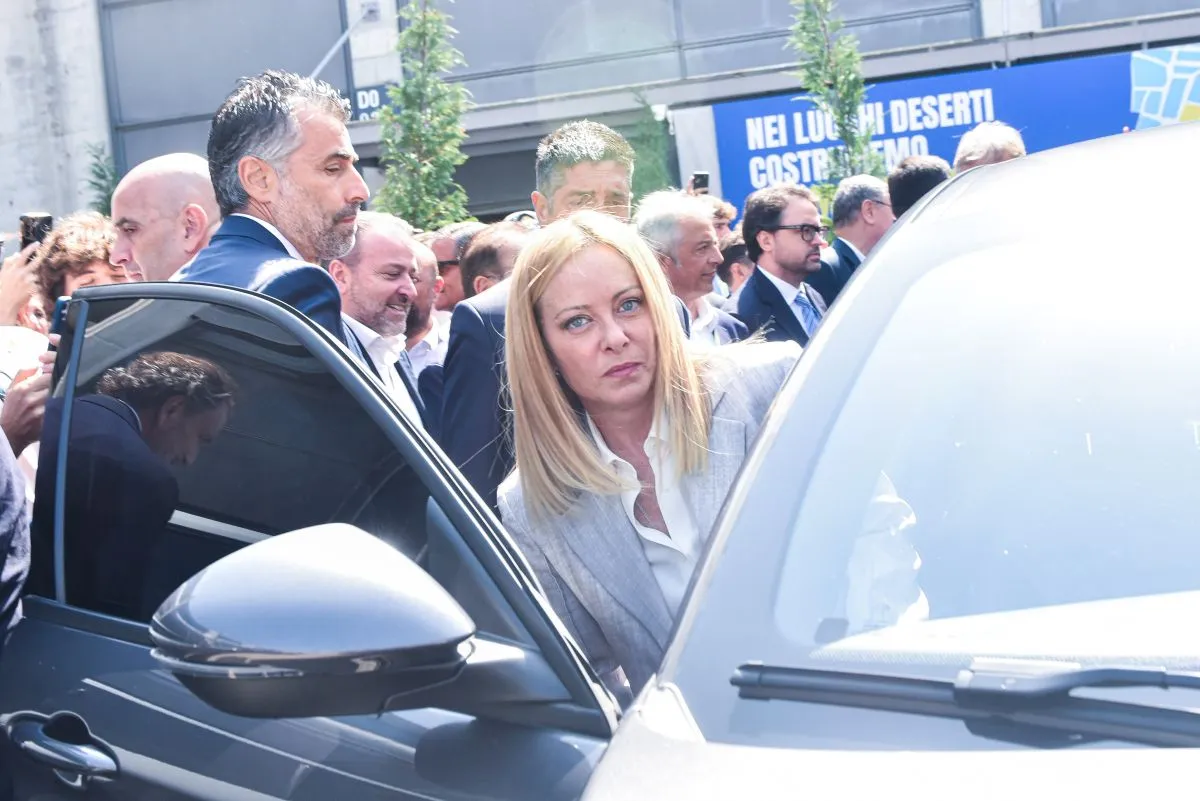 Riforma pensioni 2026: Meloni richiama alla prudenza sull’età pensionabile e sulle promesse ai pensionati