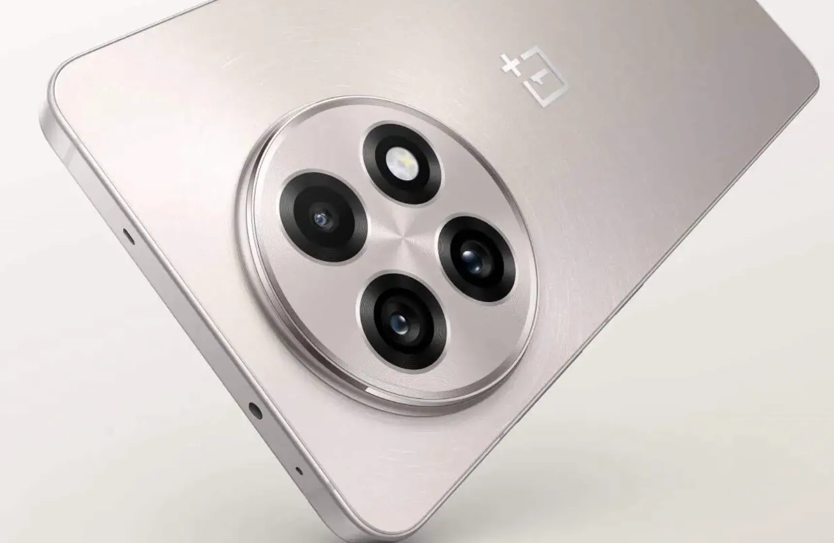 OnePlus Ace 6: tutte le novità del nuovo top di gamma con Snapdragon 8 Elite