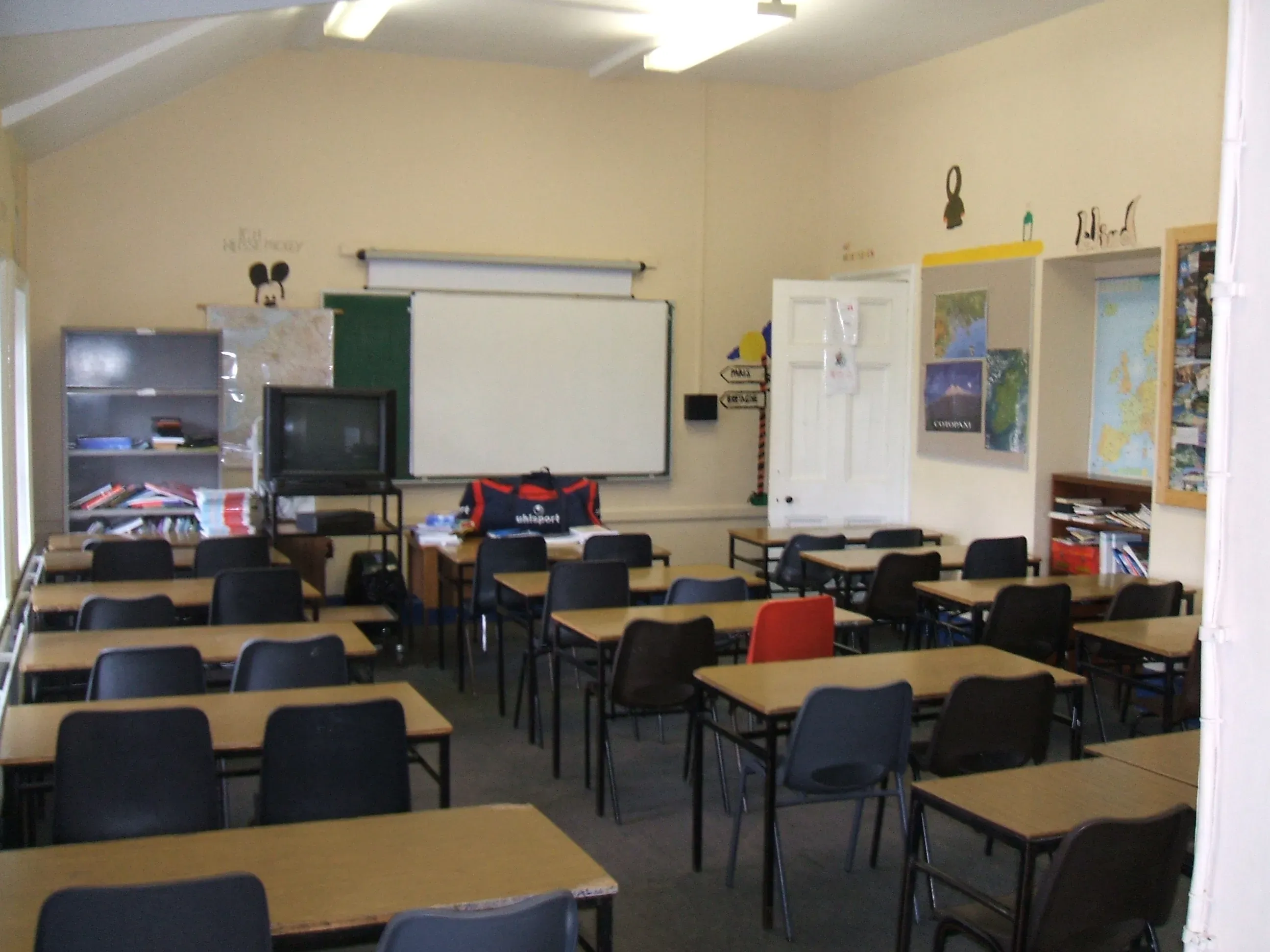 Ripensare l'Aula: Come Gli Ambienti Educativi Possono Accendere la Curiosità e la Creatività a Scuola