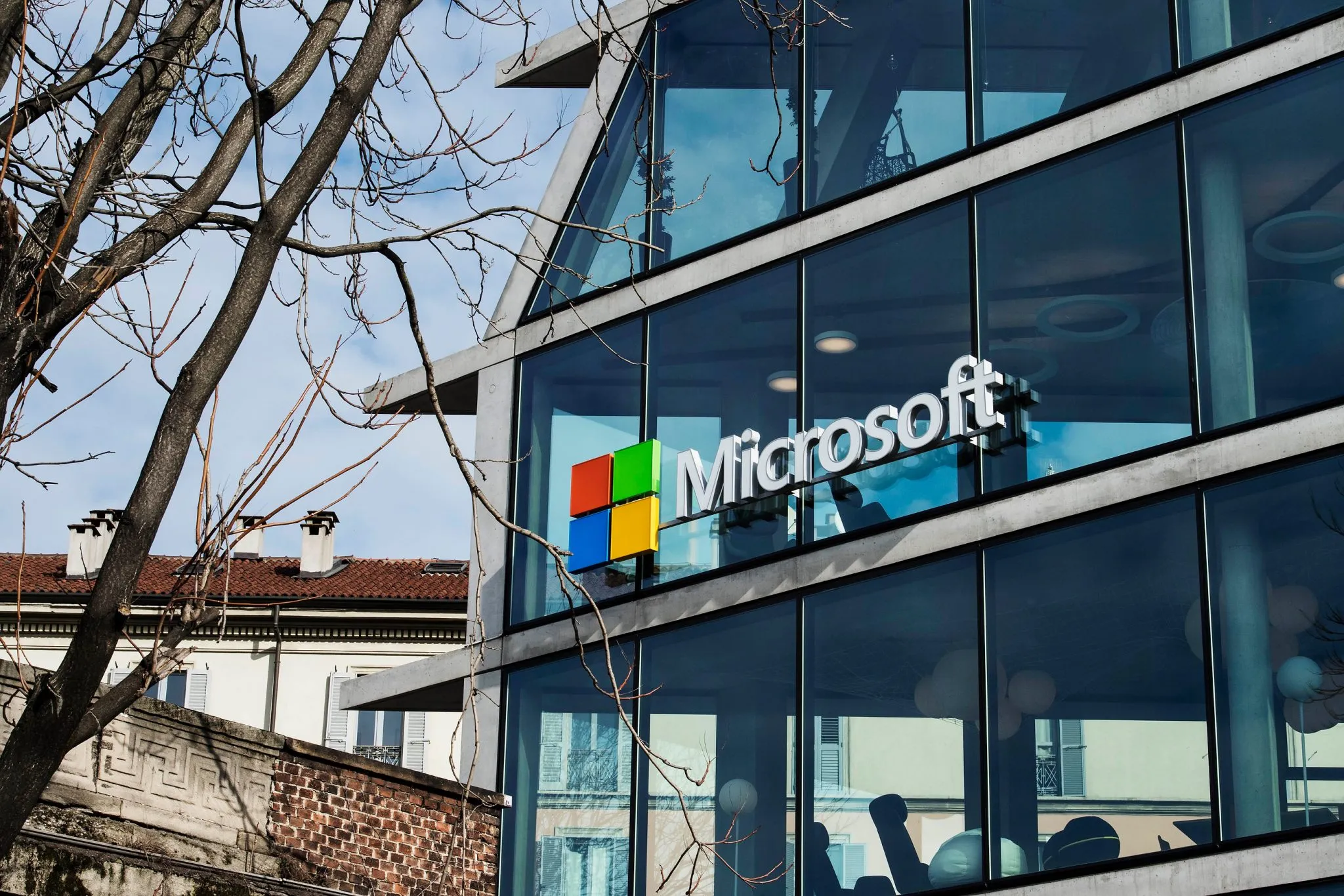 Microsoft DocumentDB approda alla Linux Foundation: rivoluzione nei database open source e nuovi scenari per MongoDB