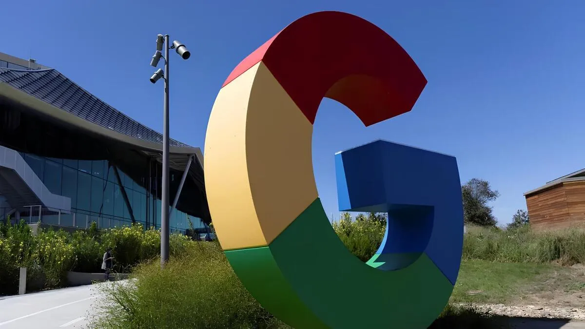 Ondata di licenziamenti nell'Intelligenza Artificiale di Google: proteste e sindacati alla ribalta