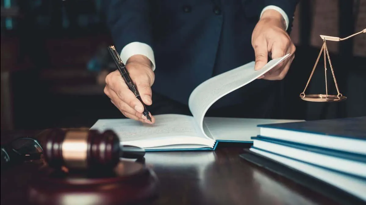 Responsabilità della scuola in caso di infortunio: sentenza del Tribunale di Perugia su una caduta durante la ricreazione