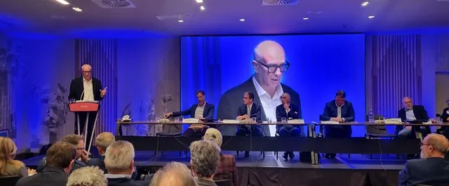 Mauro Franzolini eletto nuovo segretario generale FenealUil: Un nuovo corso per il sindacato degli edili