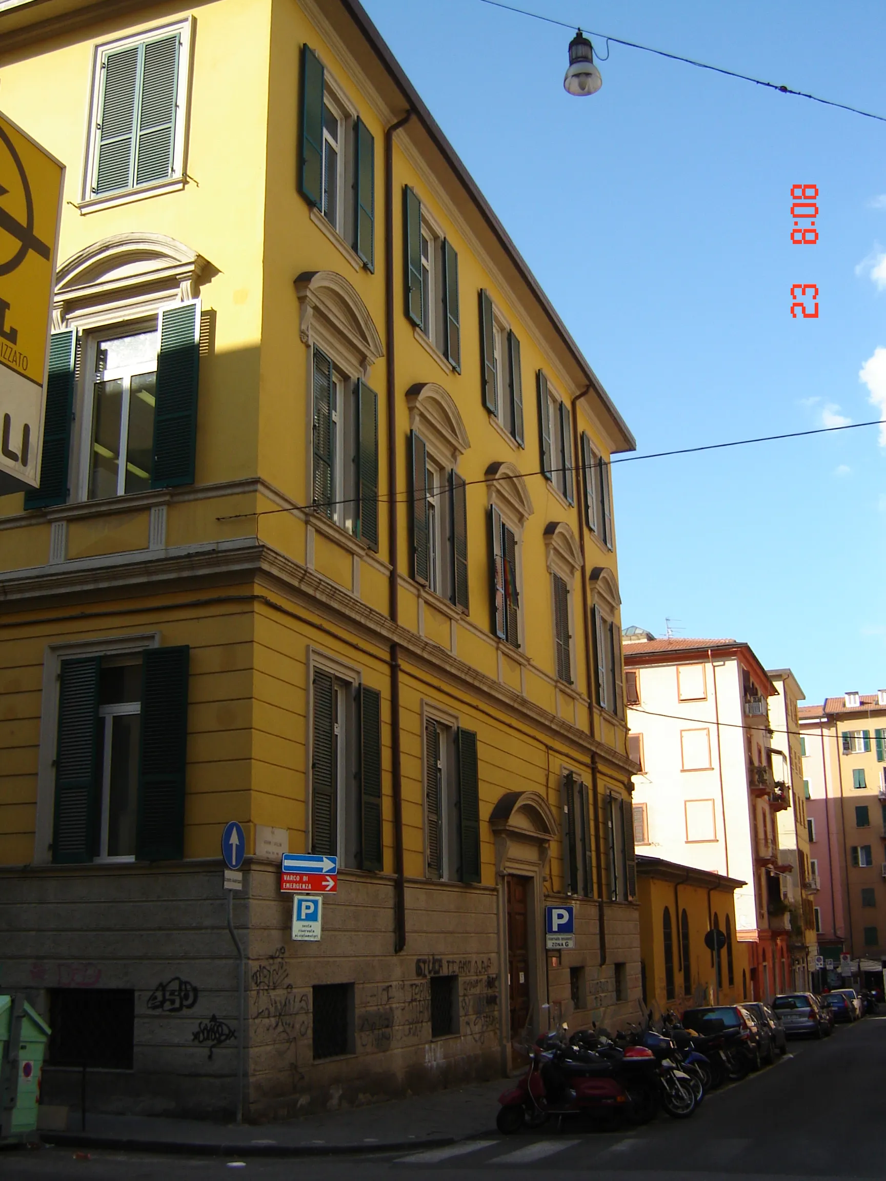 Accoltellamento all'Istituto Professionale 'Domenico Chiodo' di La Spezia: studente 18enne in condizioni gravissime