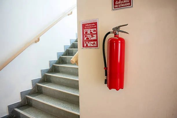 Adeguamento antincendio scuole, proroga al 2027: Consip mette a disposizione gli strumenti per la messa a norma