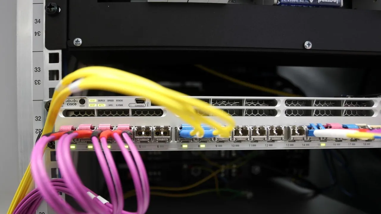 Investimenti tlc: crescita record e copertura FTTH al 71%