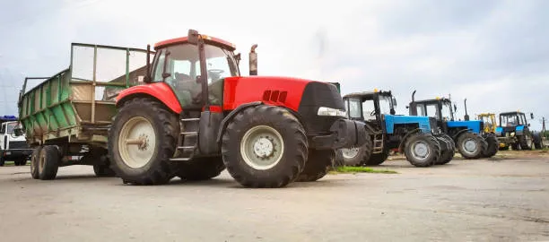All'agrario Cantoni di Treviglio i maturandi tornano in trattore