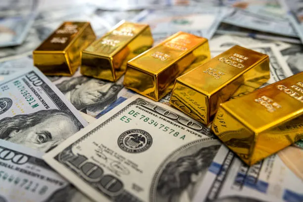 Allarme Oro e Dollaro: I Mercati Mondiali Temono una Nuova Crisi Americana