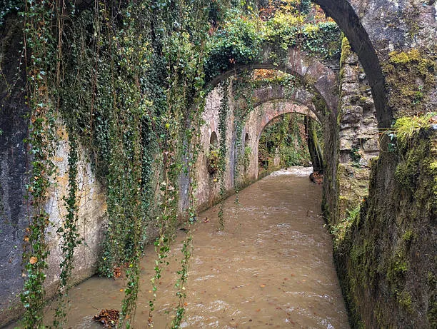 Antico acquedotto romano scoperto nella Villa dei Casoni: un tesoro archeologico nel cuore di Montopoli di Sabina