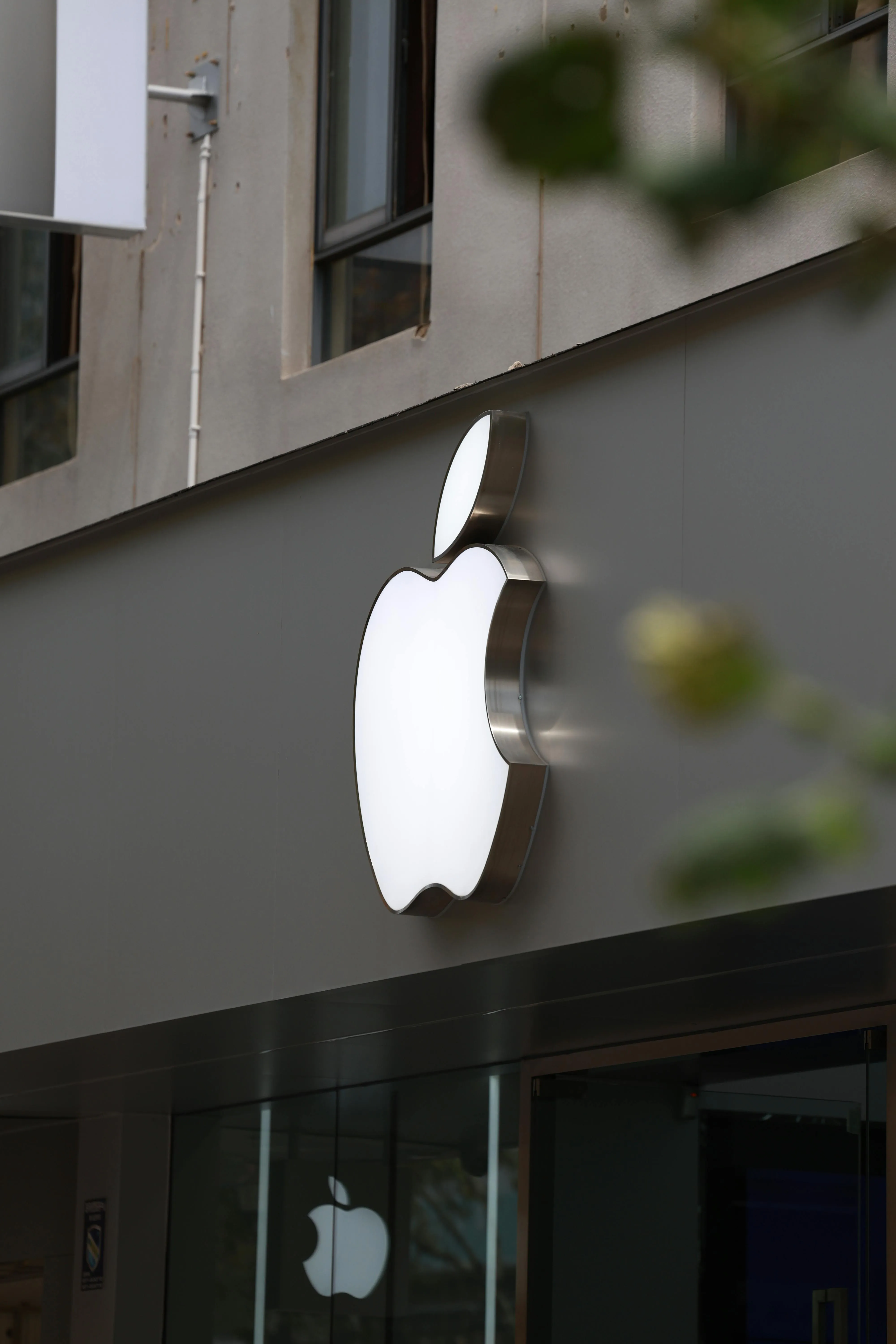 Apple e SpaceX: Verso la Rivoluzione della Connettività Satellitare sugli iPhone 18 Pro con Direct-to-Cell Starlink