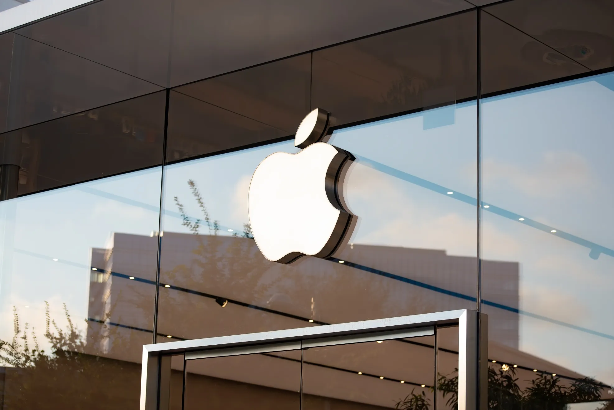 Apple investe 500 milioni nei magneti hi-tech USA