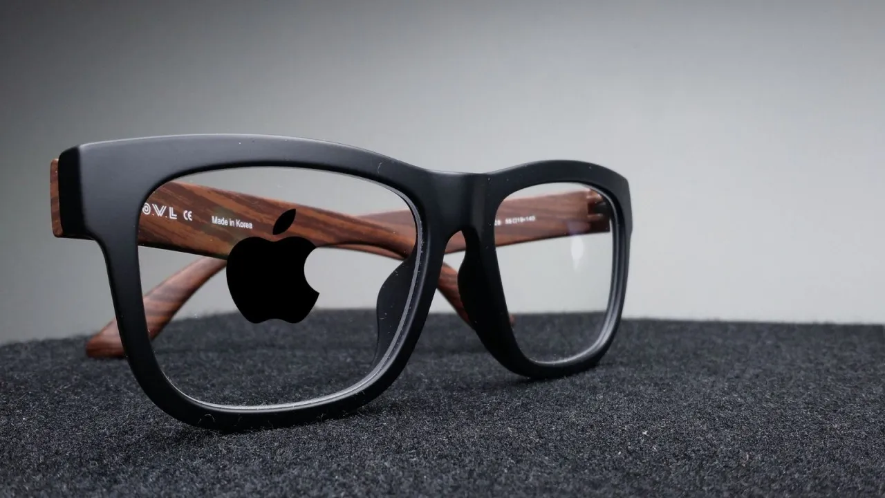 Apple Smart Glasses di seconda generazione: display integrato e doppia modalità tra Mac e iPhone