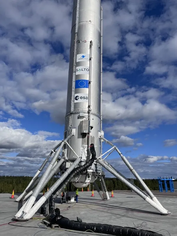 Themis: Il Razzo Riutilizzabile Europeo Pronto ai Primi Test di Volo Verticale in Svezia
