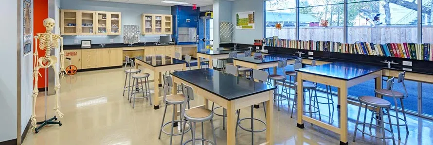 Scuola all'estero: tutti i posti vacanti per il 2025/26