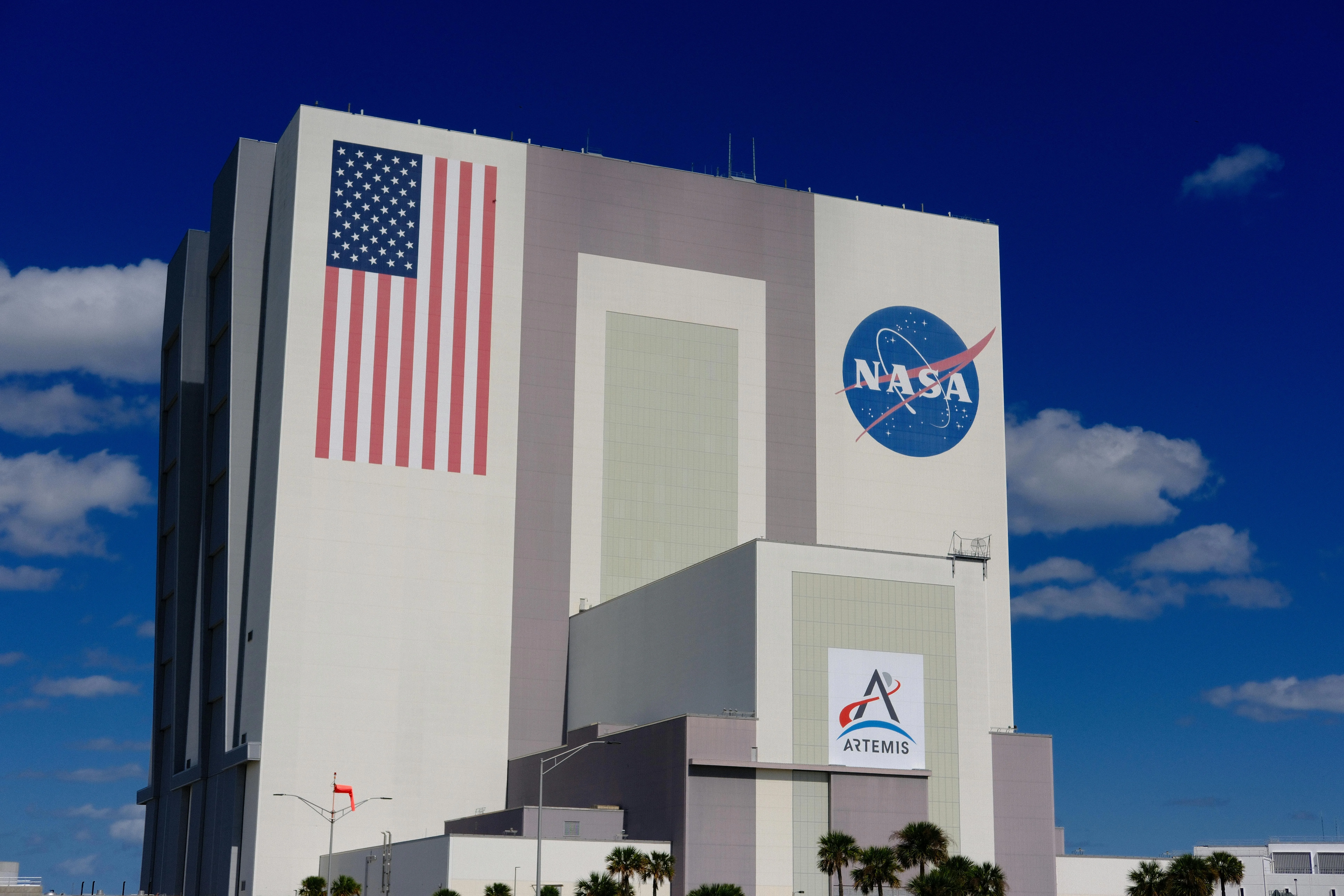 Artemis II: Il Kennedy Space Center alla vigilia della prova generale per la missione lunare
