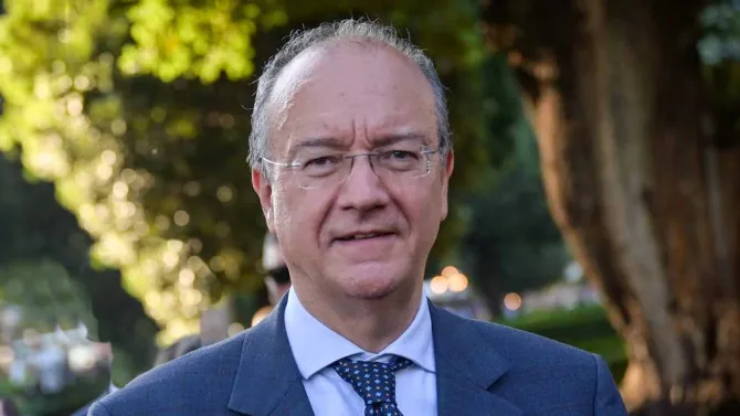 Gli Italiani promuovono la Linea Dura del Ministro Valditara