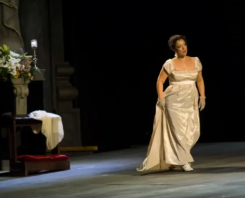 Tosca all'Opera di Roma: un viaggio tra bellezza, poesia e crudeltà in mondovisione