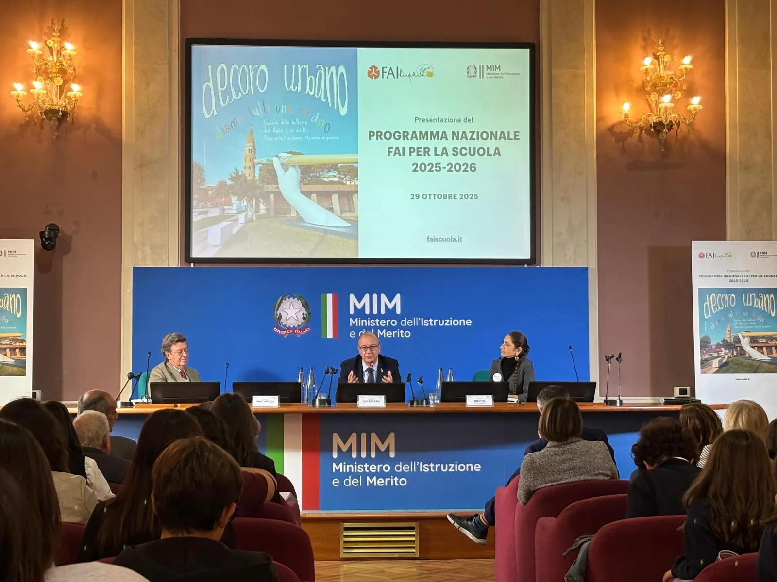 Valditara: la scuola italiana apre le porte al FAI e valorizza la formazione tra storia, ambiente e territorio