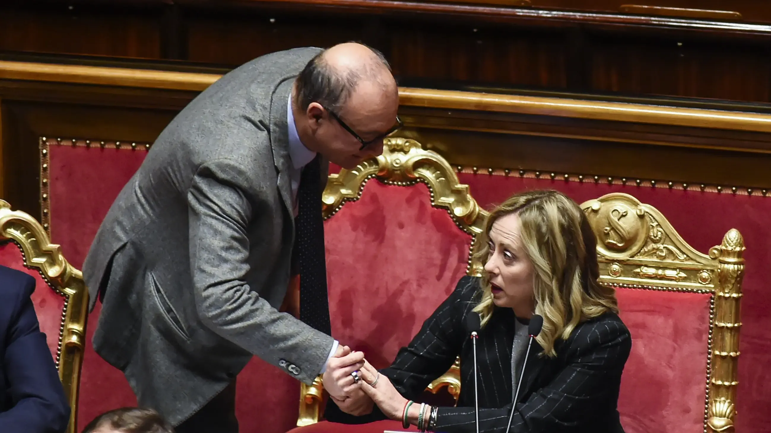 Manovra 2026: Impatto sulle Supplenze Scolastiche e le Preoccupazioni del Mondo della Scuola