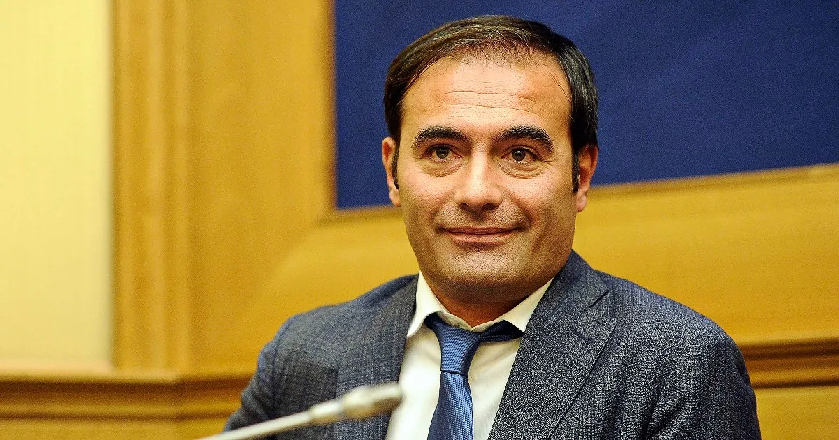Sasso (Lega), su scuola e Meloni da sinistra ideologia e doppi standard