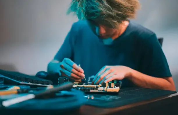 SSD e RAM sotto chiave: la crisi della memoria colpisce il mercato giapponese, razionamenti ad Akihabara