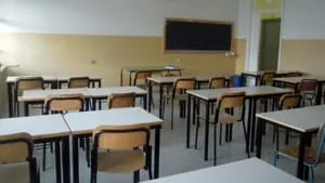 Assunzioni e Precariato nella Scuola 2025: Oltre 250 Mila Docenti a Rischio? Ministero e Sindacati a Confronto
