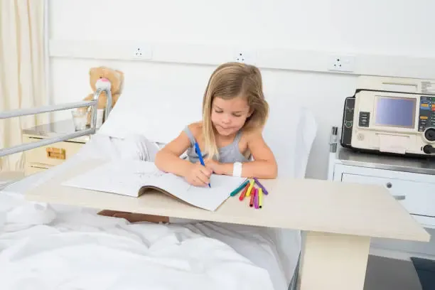 Avviso scuola in ospedale 2026: fino a 50.000 euro, scade il 27 maggio