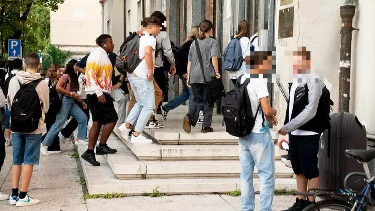 Bassano del Grappa, violenze al Centro Studi Campagnolo: scatta la denuncia penale per gli aggressori