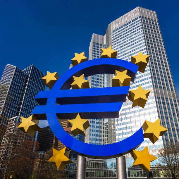 BCE e Mercati: Chi Guida Davvero la Rotta Monetaria in Europa? Analisi dopo la Scelta di Lasciare Invariati i Tassi