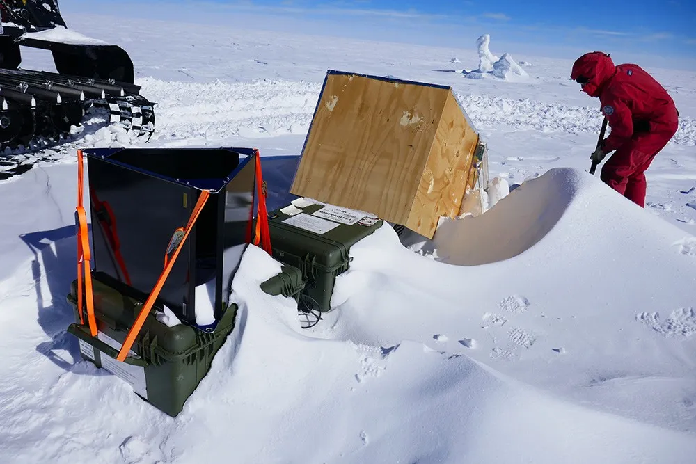 Batteri Sotto i Ghiacci dell’Artico: Le Scoperte che Cambiano la Nostra Comprensione del Clima